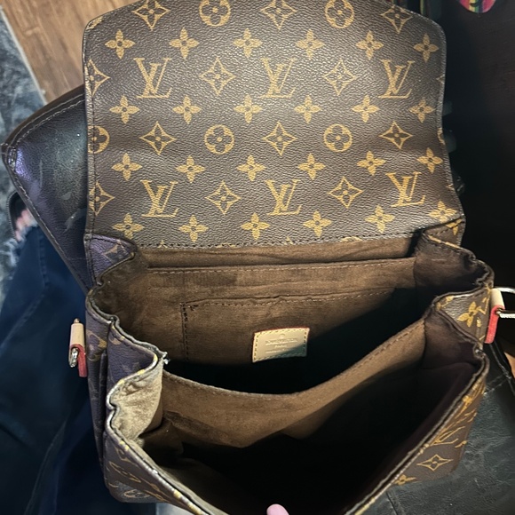 Louis Vuitton Métis Monogram - Picture 5 of 10